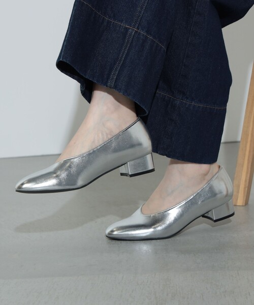 BEAMS HEART(ビームスハート)の「エッグトゥ パンプス(パンプス・レディース・ブラック/シルバー・SMALL/MEDIUM/LARGE)」の3枚目の写真