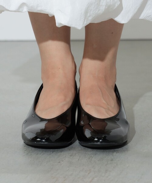 BEAMS HEART(ビームスハート)の「エッグトゥ パンプス(パンプス・レディース・ブラック/シルバー・SMALL/MEDIUM/LARGE)」の4枚目の写真