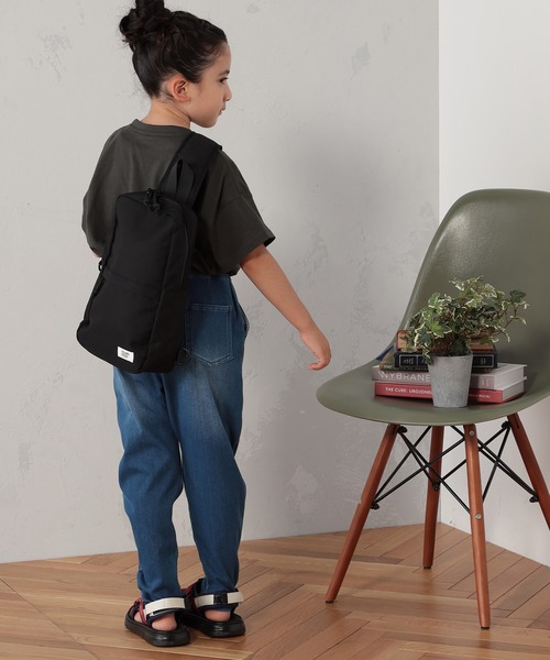 FOUND GOOD（ファウンドグッド）の「K/ハッスイワンショルBAG（ショルダーバッグ・キッズ・ベージュ/ブラック/ブルー系5・FREE）」の2枚目の写真