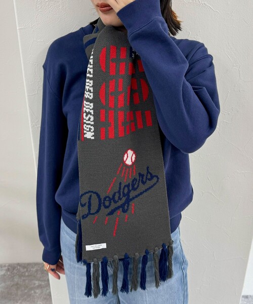 fredy emue(フレディエミュ)の「MLBチームマフラー(マフラー・レディース・グレー系その他/ブルー系その他2/ブルー系その他/レッド系その他・FREE)」の8枚目の写真