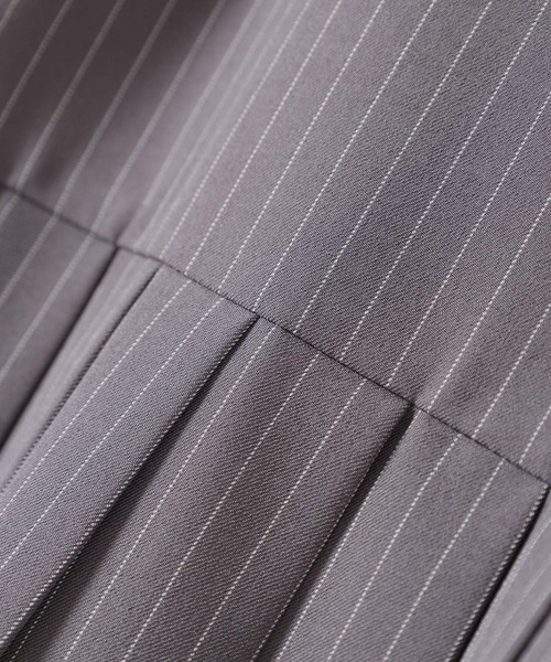 Honeys(ハニーズ)の「プリーツミニジャンスカ(ジャンパースカート・レディース・チャコール/ブラック/ブラック×ホワイト・LL/L/M/S/SS)」の15枚目の写真