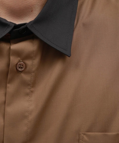 LAKOLE（ラコレ）の「シルクライククレリック長袖シャツ / 141079（シャツ/ブラウス・メンズ・ブラック/オフホワイト/ブラウン・MEDIUM/LARGE）」の4枚目の写真