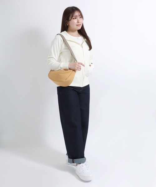 Champion(チャンピオン)の「Champion(チャンピオン)ワンポイントロゴ刺繍 スウェットジップアップパーカー レディース/長袖/フーディー(パーカー・レディース・ピンク系その他/ピンクベージュ/オフホワイト/ネイビー/ブラック/グレー/クリーム/ブラウン/ブルー/ワイン/ミント・M/XL/L)」の15枚目の写真