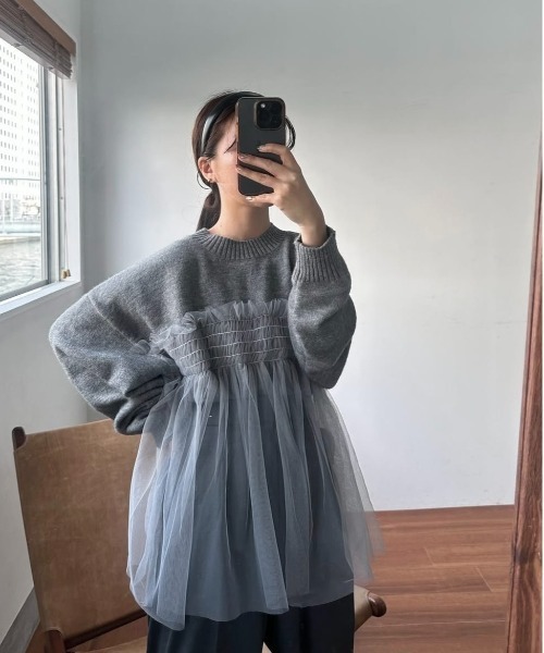 I_am（アイアム）の「tulle docking flare knit / チュールドッキングフレアニット（ニット/セーター・レディース・アイボリー/グレー・FREE）」の9枚目の写真