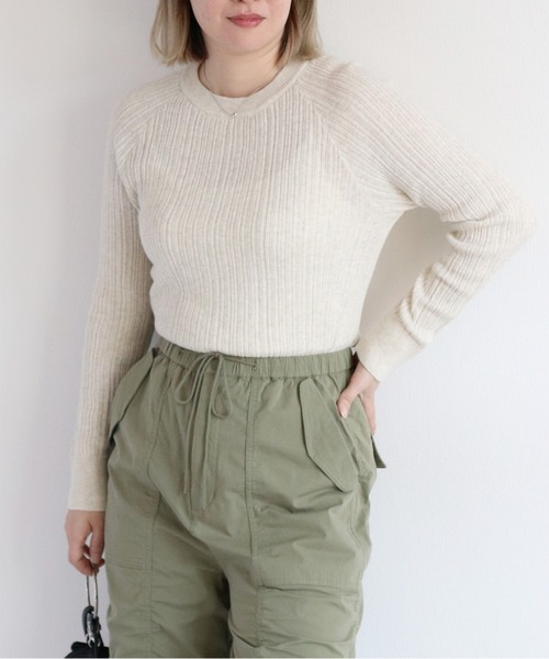 cepo(セポ)の「ランダムリブクルーネックニット(Tシャツ/カットソー・レディース・チャコール/グレー/オフホワイト・M)」の2枚目の写真