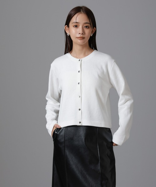 NANO universe（ナノユニバース）の「サカリバドットクルーネックカーディガン（カーディガン/ボレロ・レディース・ブラック/グレー/アイボリー・FREE）」の4枚目の写真