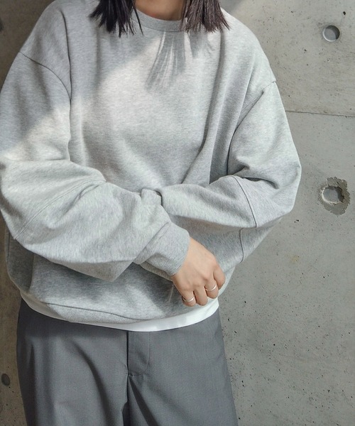 ！！！kirakira！！！新品未使用⭐︎Bibiy グレー スウェット y/m by RIKA（イムバイリカ）の「立体スリーブスウェットトップス