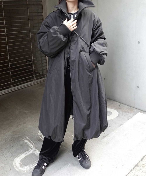 CORNERS（コーナーズ）の「ナイロンタフタ中綿バルーンリブコート（ダウンジャケット/コート・レディース・ブラック/チャコールグレー/ベージュ系その他・M）」の6枚目の写真