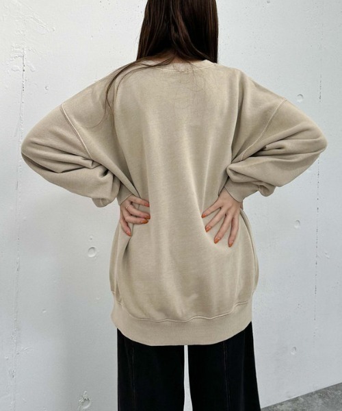 archives(アルシーヴ)の「ピグメントルーズスウェット(スウェット・レディース・アイボリー/ブラック/グレイッシュベージュ・MEDIUM)」の6枚目の写真