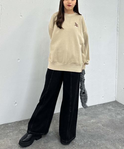 archives(アルシーヴ)の「ピグメントルーズスウェット(スウェット・レディース・アイボリー/ブラック/グレイッシュベージュ・MEDIUM)」の9枚目の写真