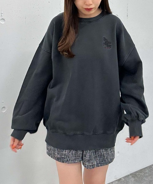 archives(アルシーヴ)の「ピグメントルーズスウェット(スウェット・レディース・アイボリー/ブラック/グレイッシュベージュ・MEDIUM)」の20枚目の写真