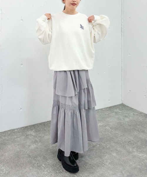 archives(アルシーヴ)の「ピグメントルーズスウェット(スウェット・レディース・アイボリー/ブラック/グレイッシュベージュ・MEDIUM)」の14枚目の写真