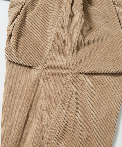 FREAK'S STORE（フリークスストア）の「ルーズフィット 6Wコーデュロイ ウェービングベルト クロップドパンツ/コーデュロイパンツ（その他パンツ・メンズ・ベージュ/ブラウン/オリーブ/チャコールグレー・MEDIUM/LARGE）」の21枚目の写真