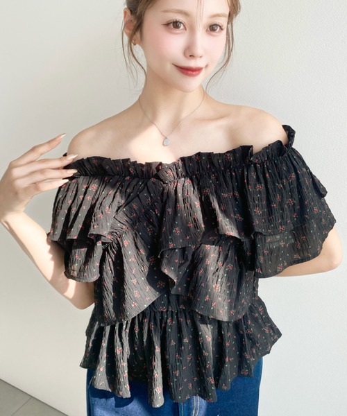 moment+(モーメントプラス)の「シアースモッキングクロスフリルフレンチスリーブトップス(シャツ/ブラウス・レディース・ブラック/ピンク/オフホワイト/サックスブルー/ホワイト系その他/ブラック系その他/ブルー系その他/ナチュラル/イエロー系その他・M/L)」の22枚目の写真
