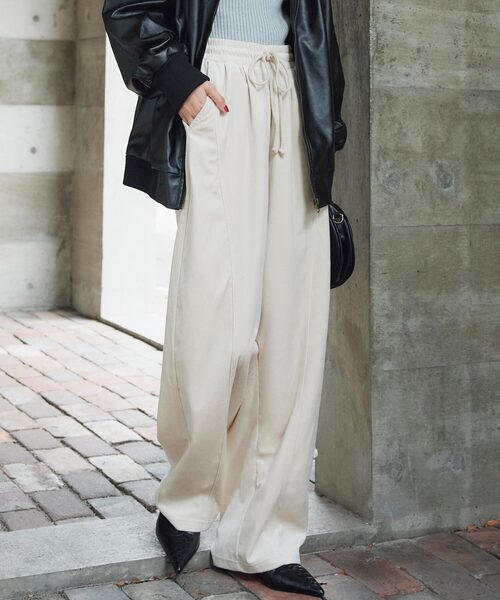 KOBE LETTUCE（コウベレタス）の「バレルレッグベロアカーブパンツ（その他パンツ・レディース・グリーン/ブラウン/チャコール/ブラック/アイボリー系・M/PM）」の5枚目の写真