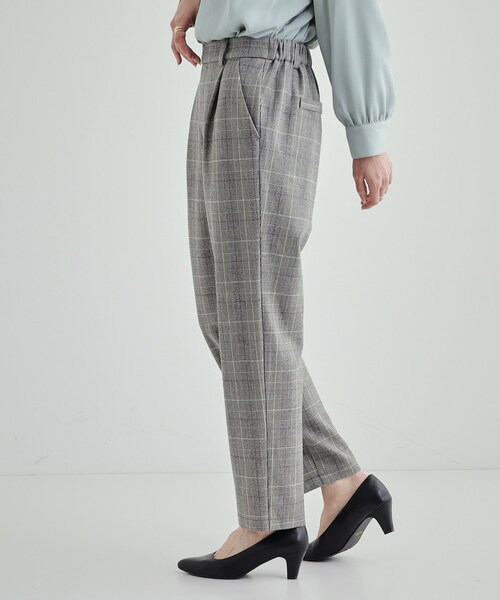 SHOO・LA・RUE（シューラルー）の「◆【洗える】あったか両面起毛テーパードパンツ（その他パンツ・レディース・グレー系1/ベージュ系1/チャコールグレー/ブラック・01/02/03/04/05）」の14枚目の写真