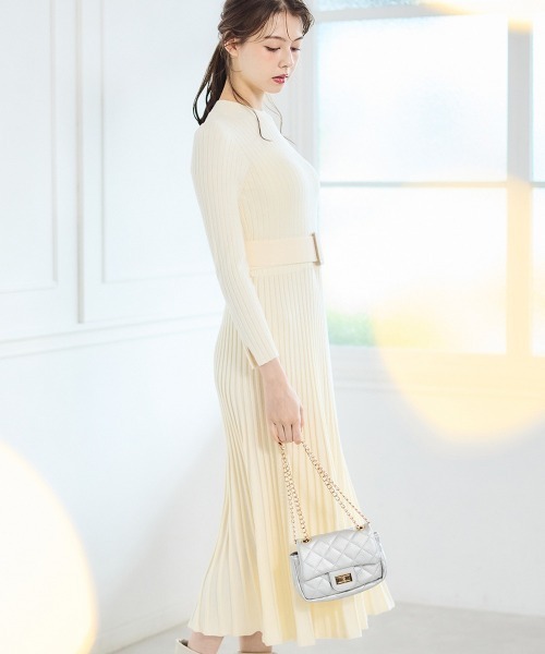 12Twelve Agenda（トゥエルブ　アジェンダ）の「プチハイネックリブロングニットワンピース（ワンピース・レディース・チャコールグレー/アイボリー・S/M）」の15枚目の写真