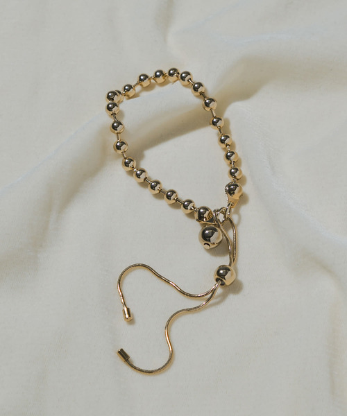 SMELLY(スメリー)の「メタルボールスライドブレスレット(ブレスレット・レディース・ゴールド・-)」の1枚目の写真