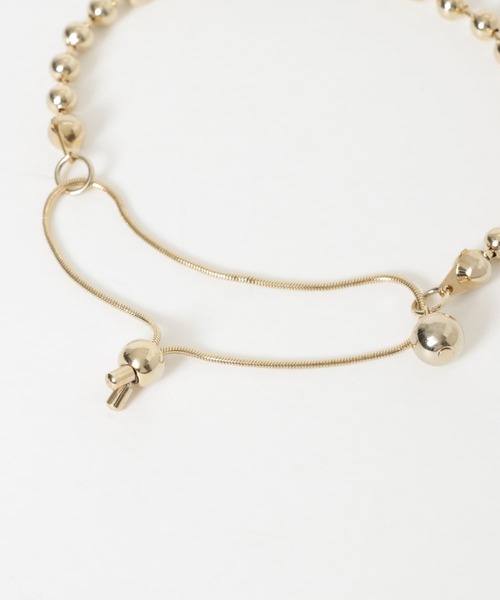 SMELLY(スメリー)の「メタルボールスライドブレスレット(ブレスレット・レディース・ゴールド・-)」の2枚目の写真