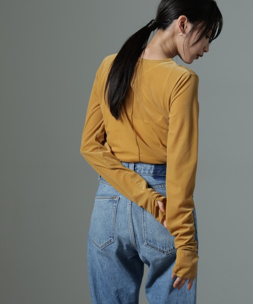 NANO universe（ナノユニバース）の「シアーベロアロングTシャツ（Tシャツ/カットソー・レディース・ブラック/イエロー/アイボリー・FREE）」の5枚目の写真