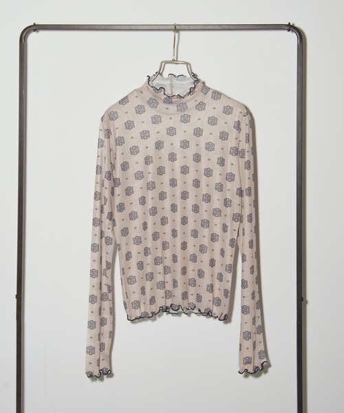 MAISON BREEZE reveur(メゾンブリーズレヴール)の「【MAISON BREEZE reveur】high neck printed sheer tops ハイネックプリントメローシアートップス(Tシャツ/カットソー・レディース・ベージュ系その他2/ブラック系その他2/ベージュ/ブラック・FREE)」の8枚目の写真
