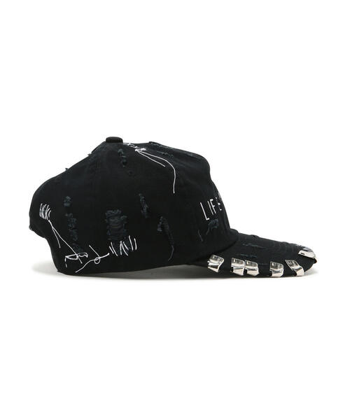 AZS TOKYO(アザストーキョー)の「AZS TOKYO/アザストウキョウ/”LIFE IS PAIN”CAP(キャップ・レディース・ブラック・F)」の4枚目の写真