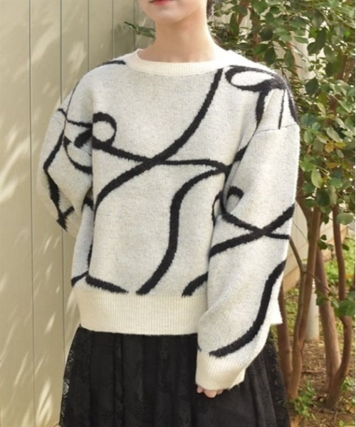 axes femme（アクシーズファム）の「フェザーモールリボンプルオーバー（ニット/セーター・レディース・チャコール/キナリ/ブラック・FREE）」の2枚目の写真