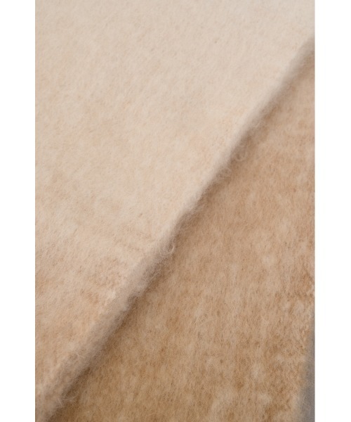 AZUL by moussy（アズールバイマウジー）の「グラデーションロングマフラー（マフラー・レディース・ベージュ系その他/グレー系その他・FREE）」の12枚目の写真