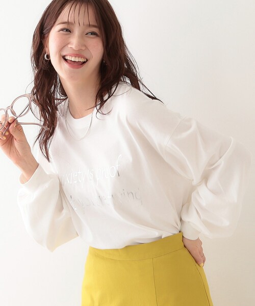 Cutie Blonde（キューティーブロンド）の「【洗える】1枚でもレイヤードでも 選べる5柄 BIGロンT（Tシャツ/カットソー・レディース・チャコールグレー/ホワイト系1/ホワイト系4/ブラック系4/ブルー系5/グレー系その他3・01/02/03/04）」の2枚目の写真