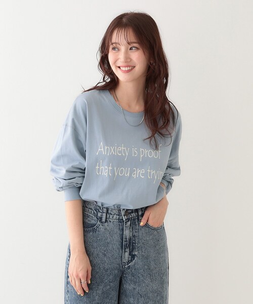 Cutie Blonde（キューティーブロンド）の「【洗える】1枚でもレイヤードでも 選べる5柄 BIGロンT（Tシャツ/カットソー・レディース・チャコールグレー/ホワイト系1/ホワイト系4/ブラック系4/ブルー系5/グレー系その他3・01/02/03/04）」の11枚目の写真