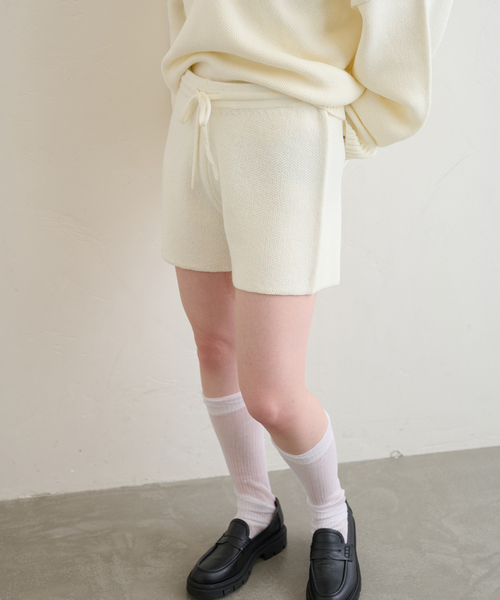 U by SPICK&SPAN(ユーバイスピックアンドスパン)の「ニットショートパンツ(その他パンツ・レディース・アイボリー/ネイビー・FREE)」の11枚目の写真