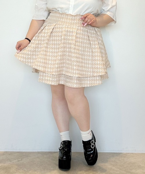 Diable baiser(ディアブルベーゼ)の「【4Lー6L】千鳥柄ティアードスカート【大きいサイズ】【大きいサイズ有】(スカート・レディース・ベージュ/ブラック・6L/5L/4L)」の10枚目の写真