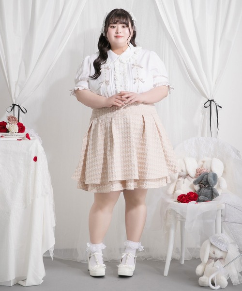 Diable baiser(ディアブルベーゼ)の「【4Lー6L】千鳥柄ティアードスカート【大きいサイズ】【大きいサイズ有】(スカート・レディース・ベージュ/ブラック・6L/5L/4L)」の3枚目の写真