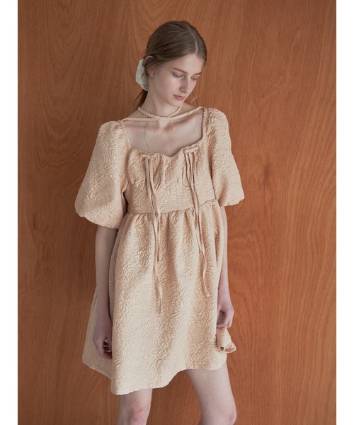 etre loin（エトルワン）の「Rose embossed mini dress（ワンピース・レディース・ベージュ/ホワイト/ブラック・M）」の14枚目の写真