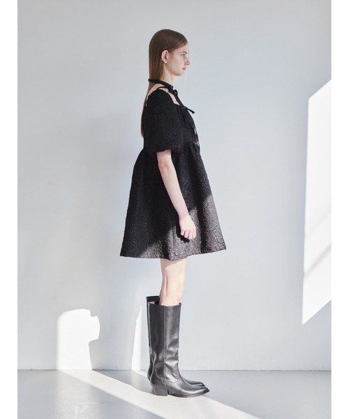 【etre loin】Rose embossed mini dress Rose embossed mini dress（ワンピース）｜etre loin