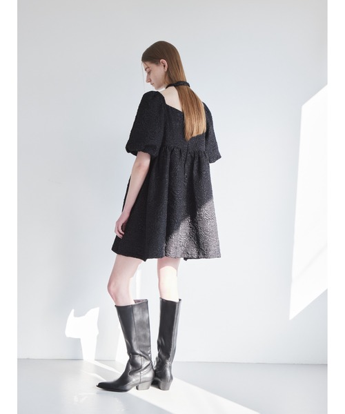 etre loin（エトルワン）の「Rose embossed mini dress（ワンピース・レディース・ベージュ/ホワイト/ブラック・M）」の19枚目の写真