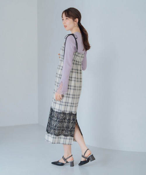 MISCH MASCH(ミッシュマッシュ)の「裾レースキャミワンピース(ワンピース・レディース・ブラック×ホワイト/ホワイト×ブラック・フリ-)」の8枚目の写真