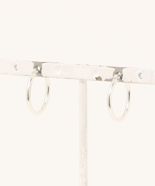 Pledge(プレッジ)の「【RS】【Pledge】 Silver 925 Hoop Earrings Mini(ピアス(両耳用)・レディース・シルバー・FREE)」の4枚目の写真
