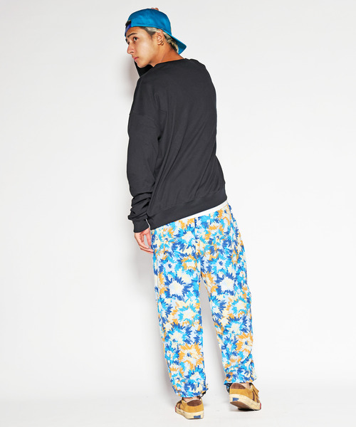 ALDIES（アールディーズ）の「Flower Thick Pants / フラワーシックパンツ（その他パンツ・メンズ・ブルー/オレンジ・LARGE/MEDIUM/SMALL/X-LARGE）」の4枚目の写真