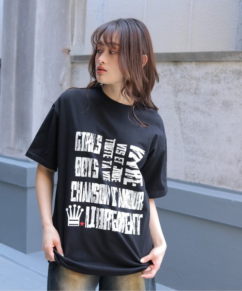 UNIT CHEST(ユニットチェスト)の「【UNIT CHEST】unique unisex T-shirt VTFAコラボT ”vacances d'ate” by Nina Tugawa(Tシャツ/カットソー・レディース・ブラック/ホワイト・S/M/L)」の10枚目の写真
