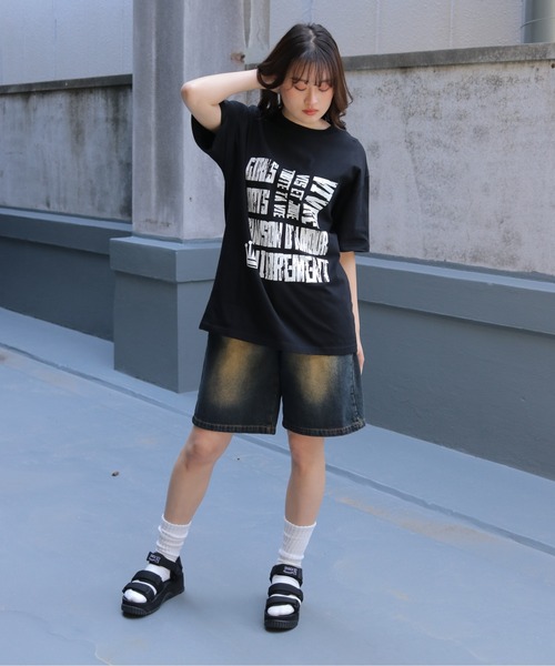 UNIT CHEST(ユニットチェスト)の「【UNIT CHEST】unique unisex T-shirt VTFAコラボT ”vacances d'ate” by Nina Tugawa(Tシャツ/カットソー・レディース・ブラック/ホワイト・S/M/L)」の13枚目の写真