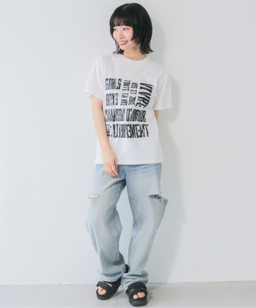 UNIT CHEST(ユニットチェスト)の「【UNIT CHEST】unique unisex T-shirt VTFAコラボT ”vacances d'ate” by Nina Tugawa(Tシャツ/カットソー・レディース・ブラック/ホワイト・S/M/L)」の4枚目の写真