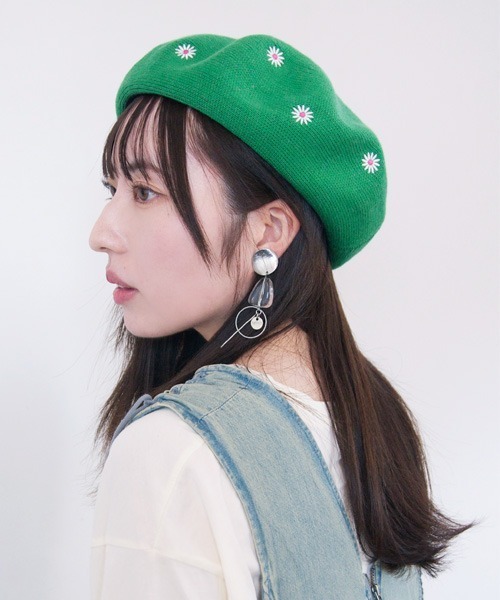 polcadot（ポルカドット）の「フラワー刺繍サーモベレー帽（ハンチング/ベレー帽・レディース・ブラック/グリーン/ベージュ/パープル・FREE）」の3枚目の写真