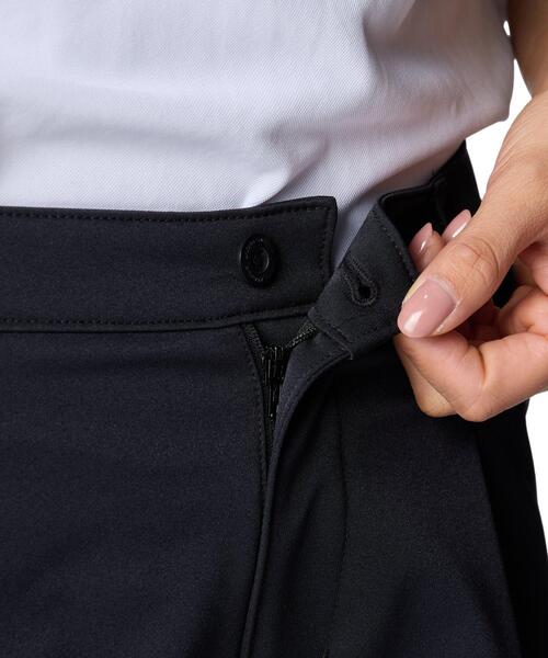 UNDER ARMOUR（アンダーアーマー）の「UAドライブ ショーツ（ゴルフ/レディース）（その他パンツ・レディース・ブラック・M/L/XL/S）」の5枚目の写真