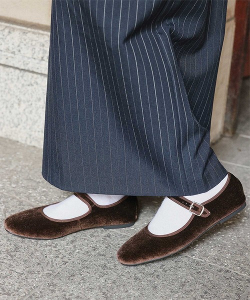 titivate(ティティベイト)の「スクエアトゥバレエシューズ(バレエシューズ・レディース・ブラウン/ベージュ/ブラック/ブラック系その他・LL/L/M/S)」の4枚目の写真