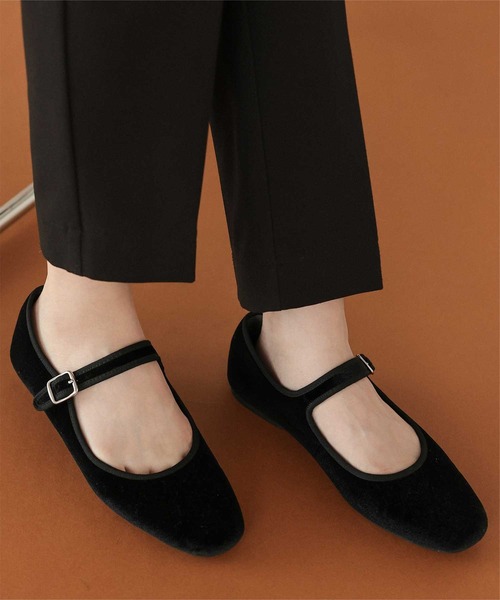 titivate(ティティベイト)の「スクエアトゥバレエシューズ(バレエシューズ・レディース・ブラウン/ベージュ/ブラック/ブラック系その他・LL/L/M/S)」の2枚目の写真