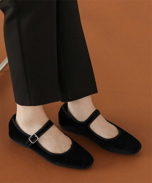 titivate(ティティベイト)の「スクエアトゥバレエシューズ(バレエシューズ・レディース・ブラウン/ベージュ/ブラック/ブラック系その他・LL/L/M/S)」の5枚目の写真