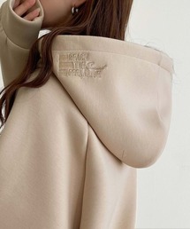 Java(ジャバ)の《JaVaジャバコラボ》ゆるっとダボっとシンプル可愛い♪ダンボール刺繍パーカー(パーカー)