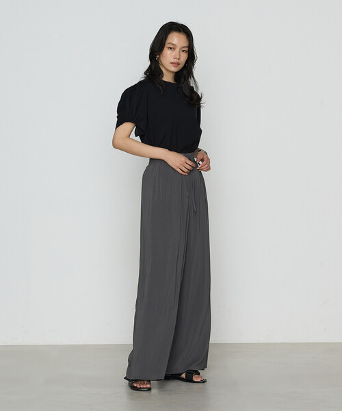 K.T KIYOKO TAKASE(キヨコタカセ)の「アルビ二天竺パフスリーブ Tシャツ(Tシャツ/カットソー・レディース・ホワイト/チャコール/レモンイエロー/ブラック・9号/7号)」の9枚目の写真