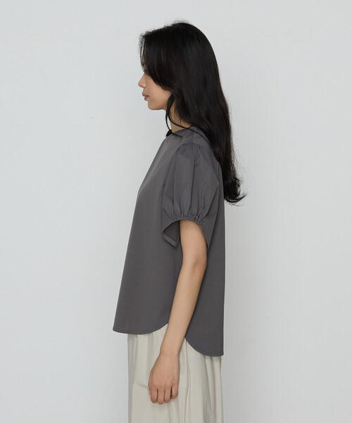 K.T KIYOKO TAKASE(キヨコタカセ)の「アルビ二天竺パフスリーブ Tシャツ(Tシャツ/カットソー・レディース・ホワイト/チャコール/レモンイエロー/ブラック・9号/7号)」の17枚目の写真
